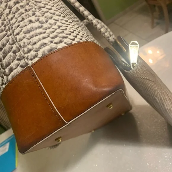 Brahmin Snakeskin Tote & crocodile wallet - Picture 3 of 10